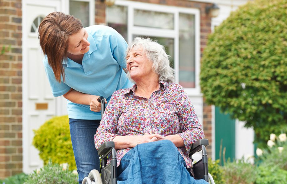 How Seniors Can Connect with Younger Generations